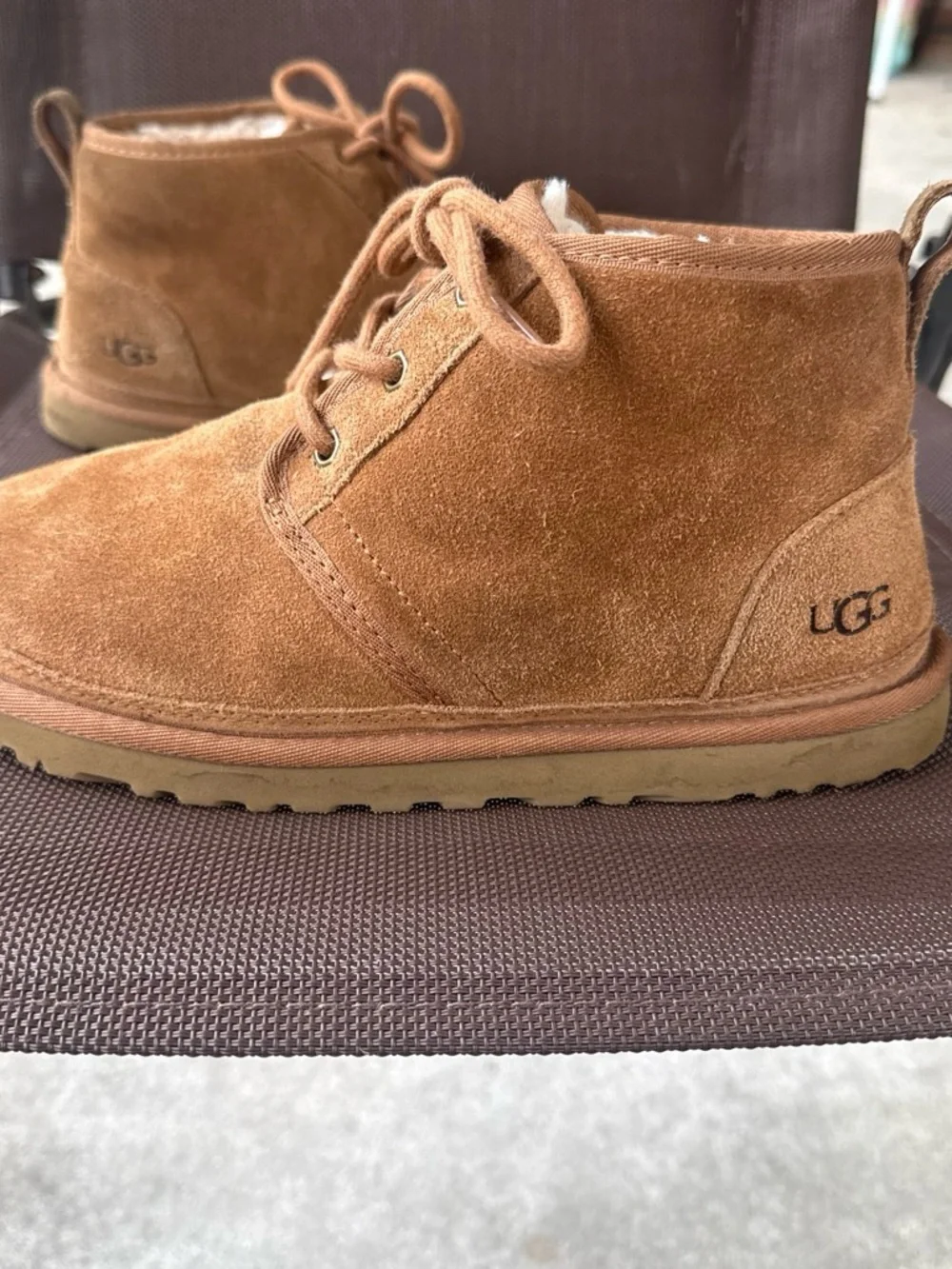 UGG Unisex Chukka Boots in Chestnut Brown with Shearling Lining